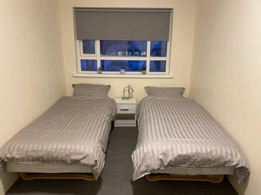 Husavik 2 Bedroom Apartment Екстериор снимка